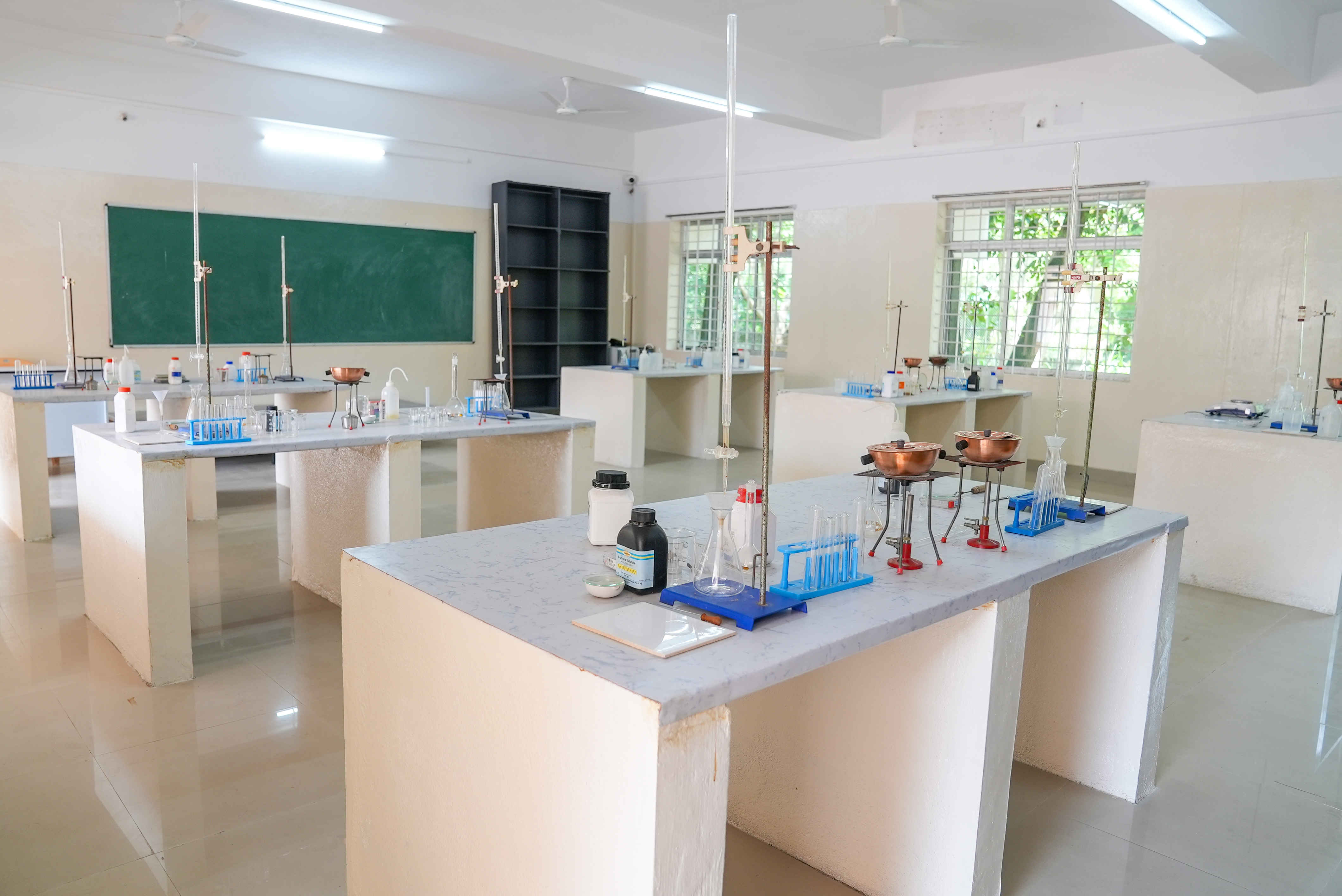 Chemsains Lab CLS